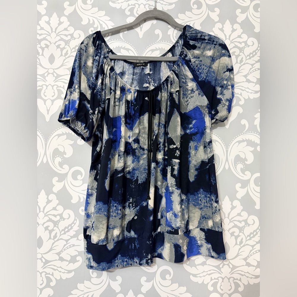 10/$25 • ONYX Women's Abstract Blue and‎ Gray Blouse